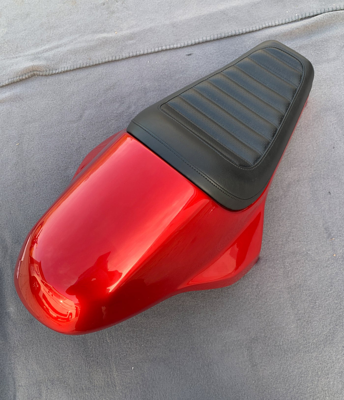 #19 | Tail | Red Hopper | for 2021-2024 Speed Twin